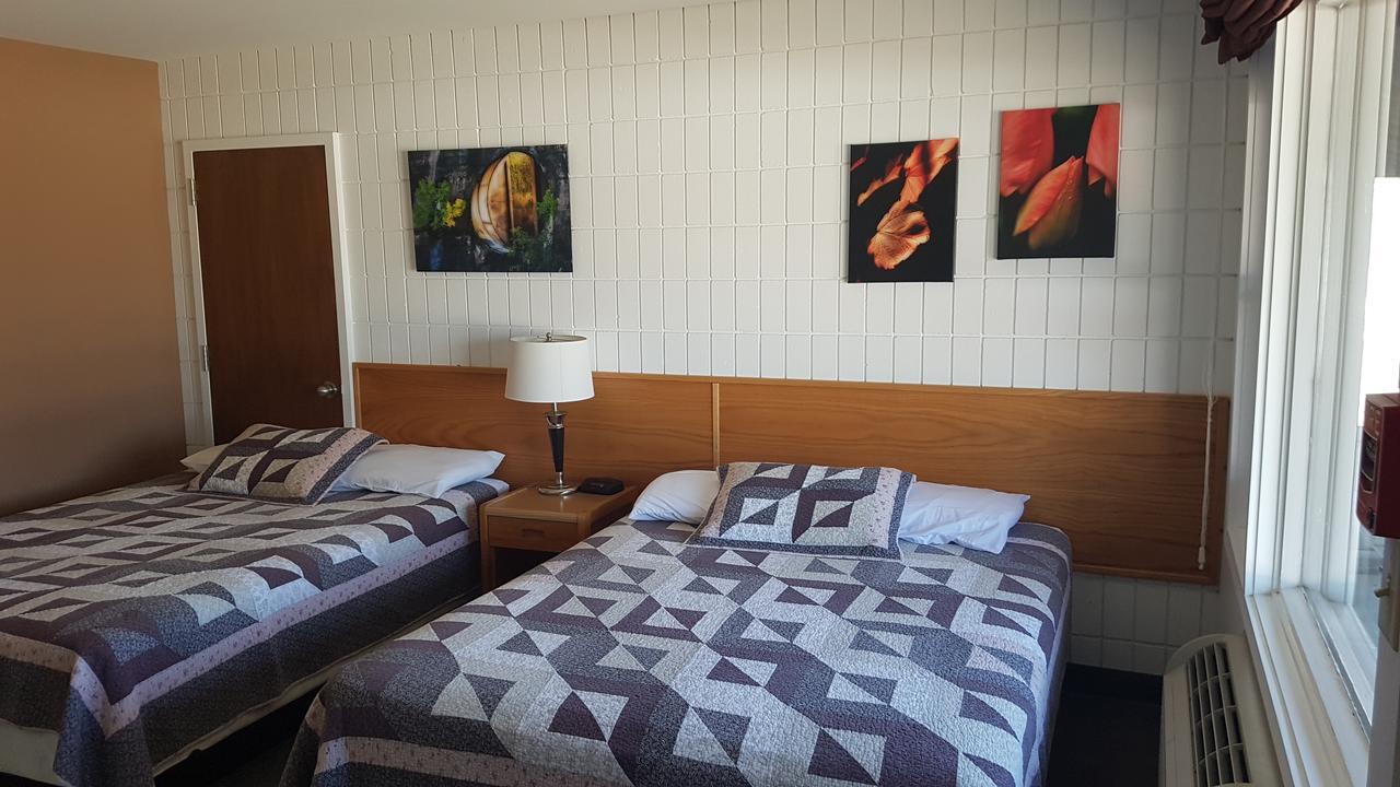Pinawa Motel Exteriör bild